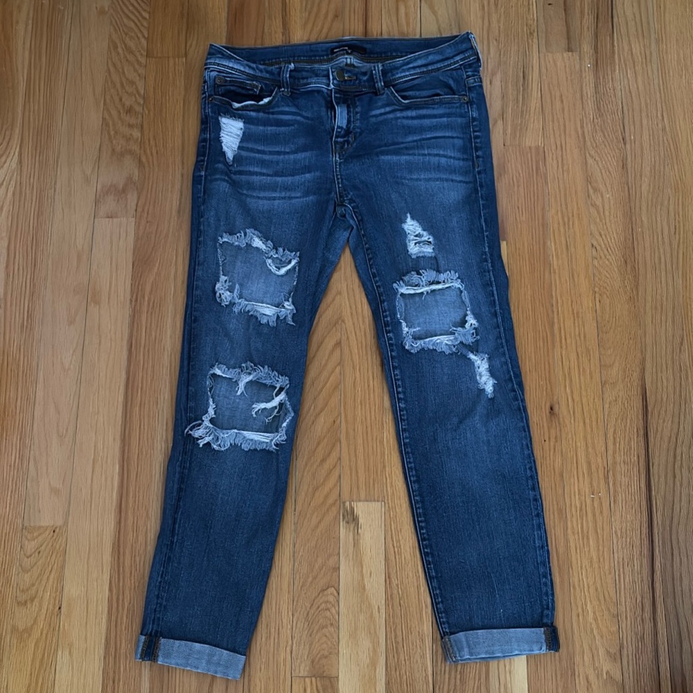 Love Culture Ripped Dark Wash Skinny Jeans- Sz 9 (Juniors)
